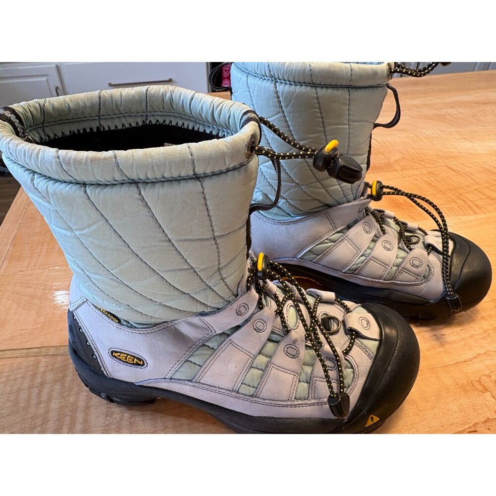 KEEN Women's Waterport Waterproof Insulated Boots - Picture 2 of 5